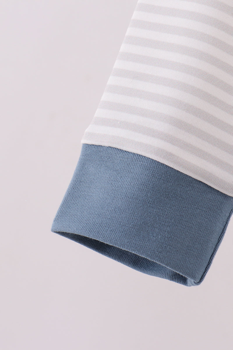 Blue puppy embroidery bubble