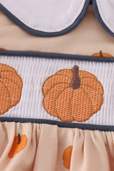 Khaki embroidery smocked bloomer set