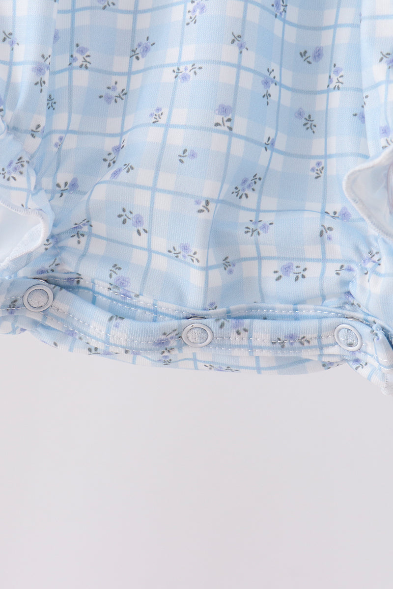 Blue bow embroidery bubble