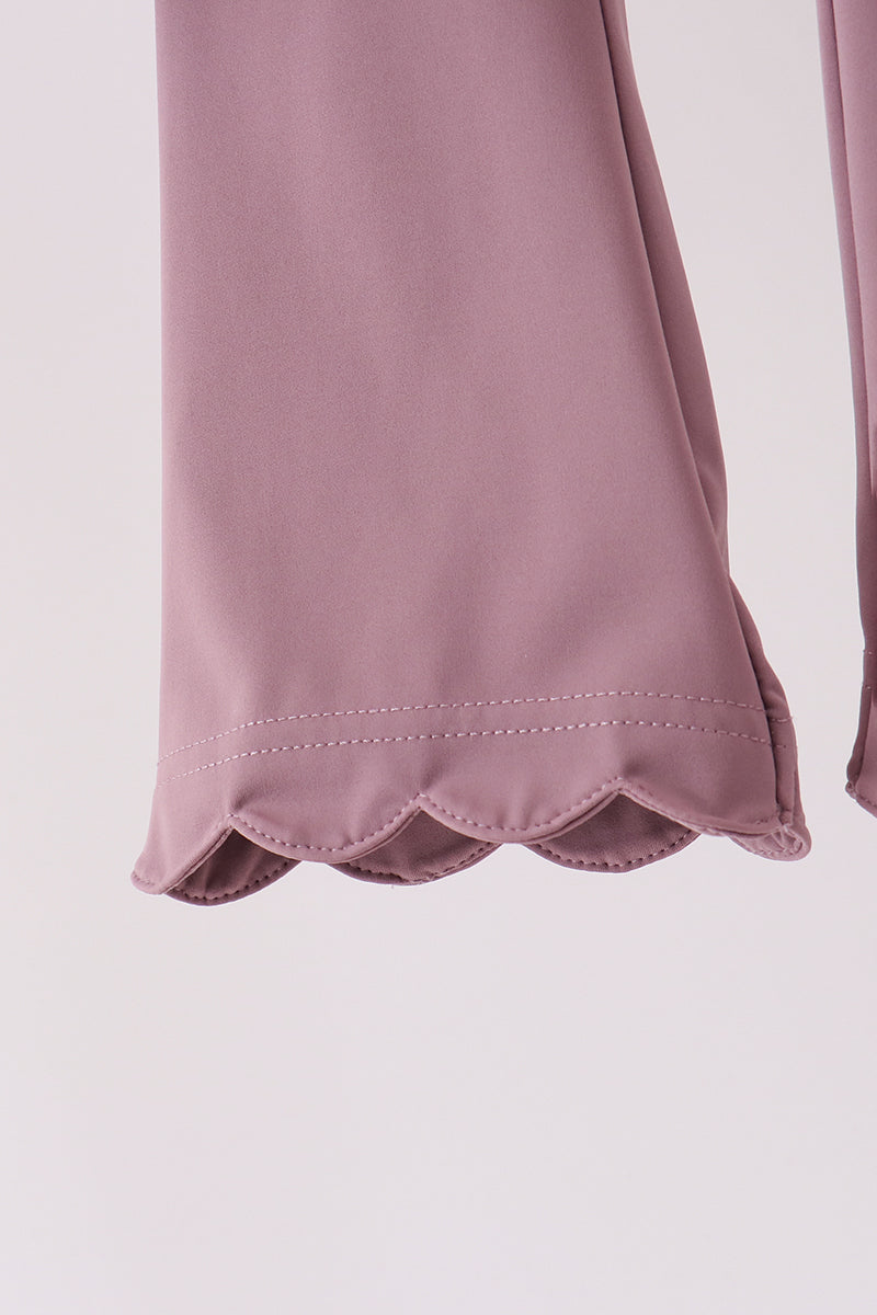 Dusty plum scallped zipper active set