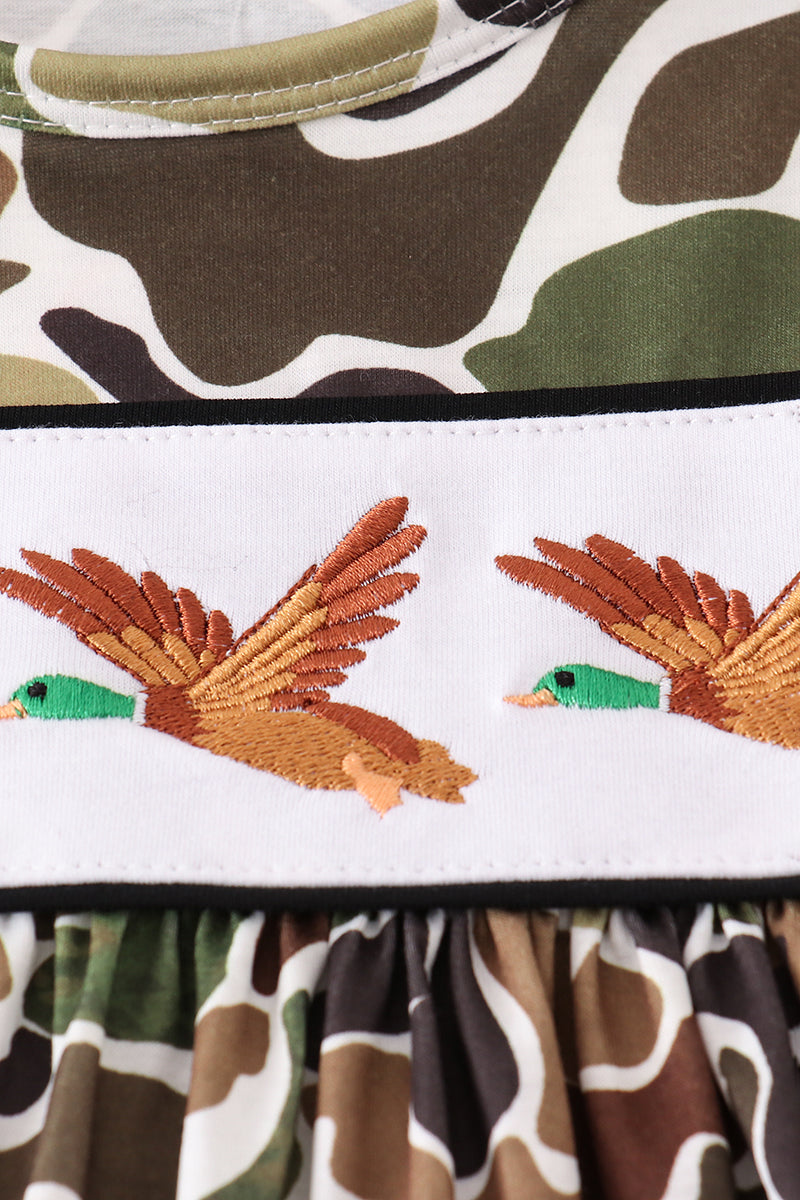 Camouflage duck embroidery set