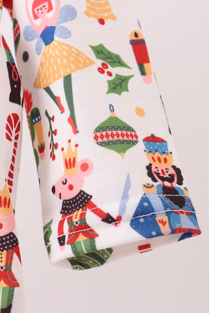 Red nutcracker print ruffle buble