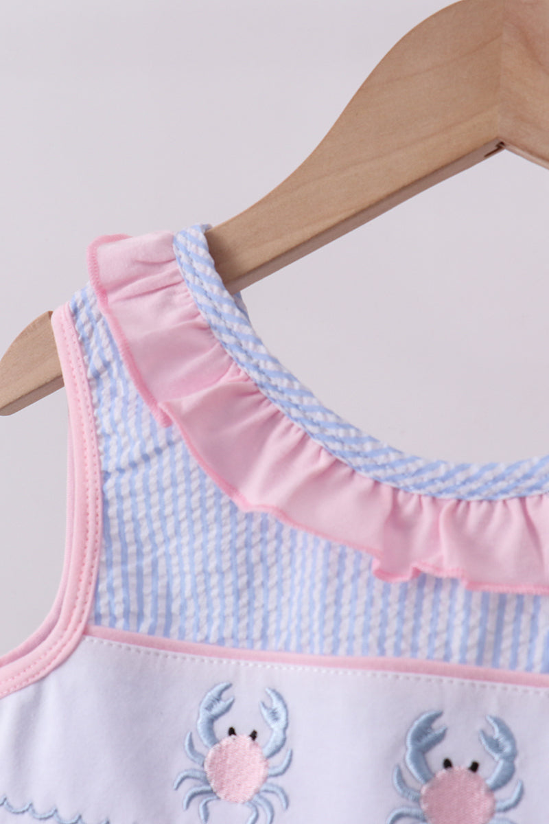 Blue crab embroidery seersucker ruffle shorts set