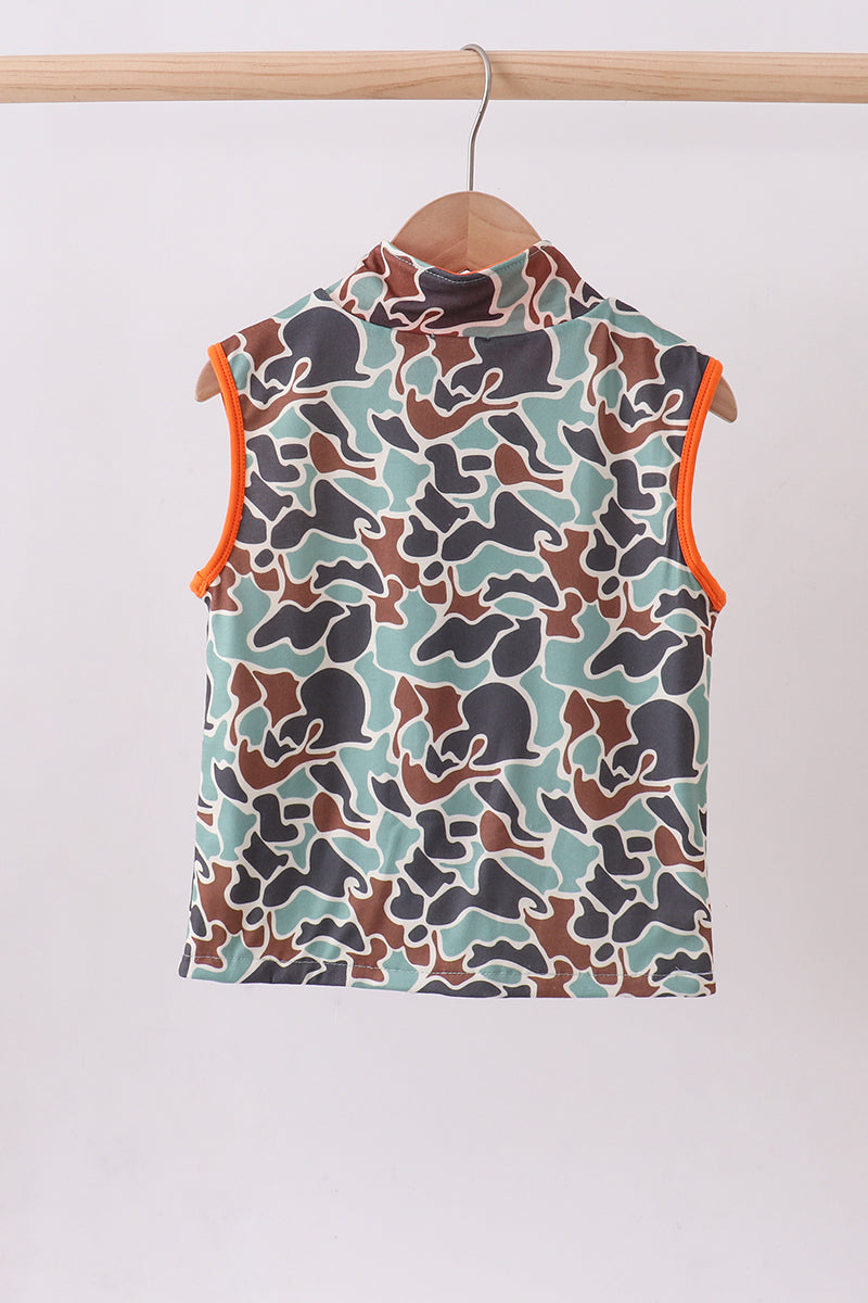Camouflage duck embroidery zipper vest