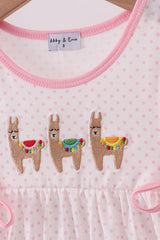 Pink alpaca embroidery ruffle dress