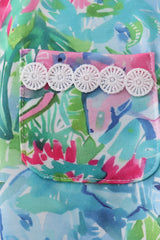 Green tropical garden bow bubble