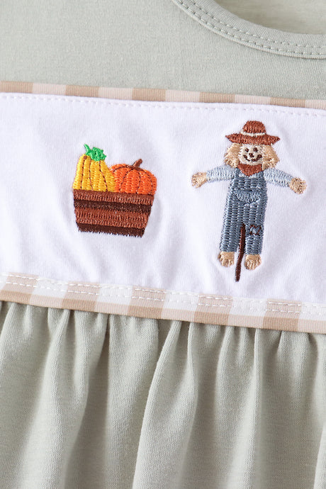 Green Scarecrow Embroidery Ruffle Pants Set