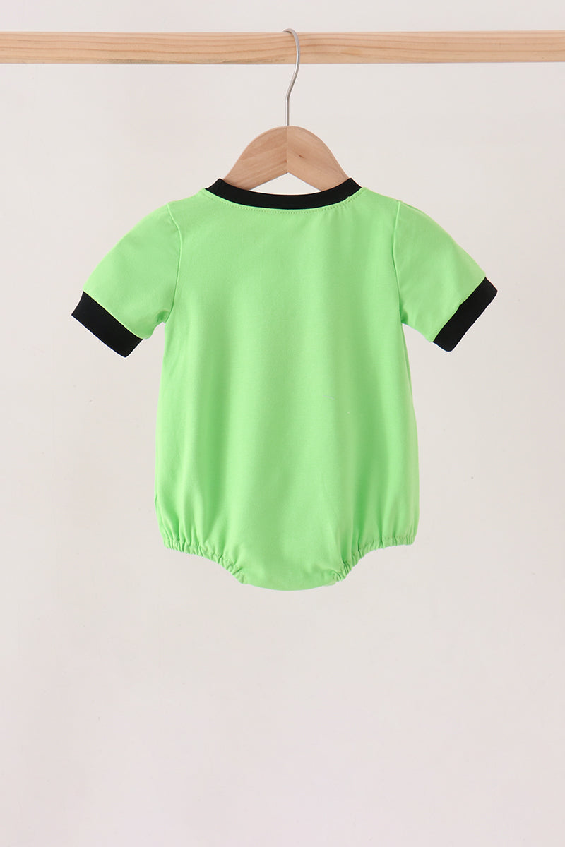 Green embroidery bubble