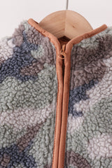 Neutral camouflage fleece jacket