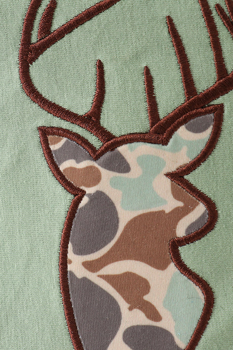 Green camouflage reindeer applique lunch bag