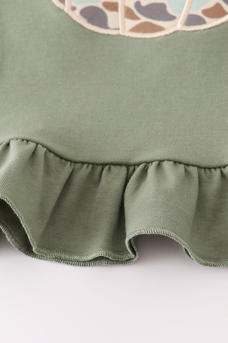 Camouflage print pumpkin applique ruffle bloomer set
