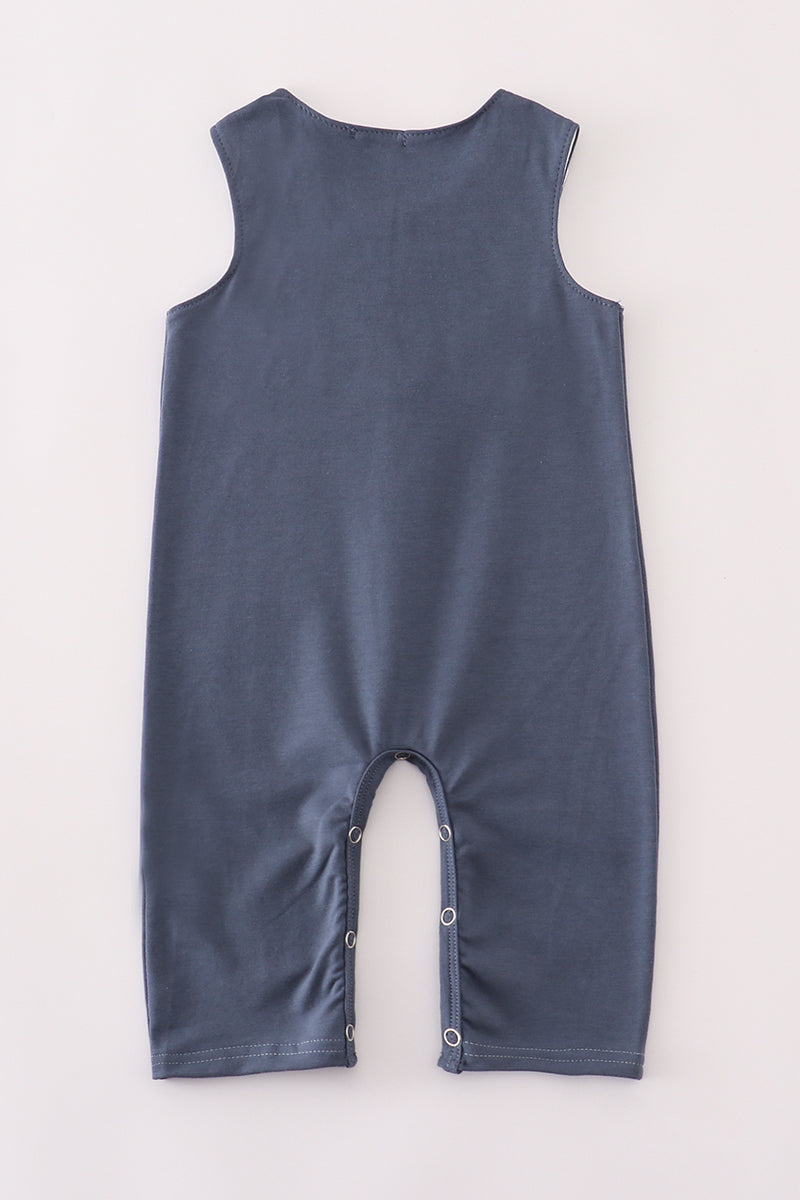 Blue embroidery jonjon