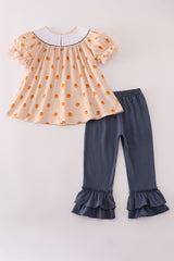 Khaki embroidery smocked ruffle pants set