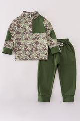 Camouflage print pants set