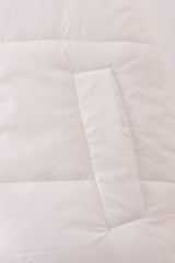 White mom&me puffer vest