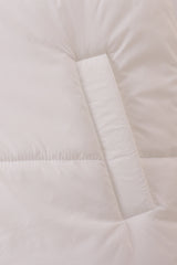 White mom&me puffer vest