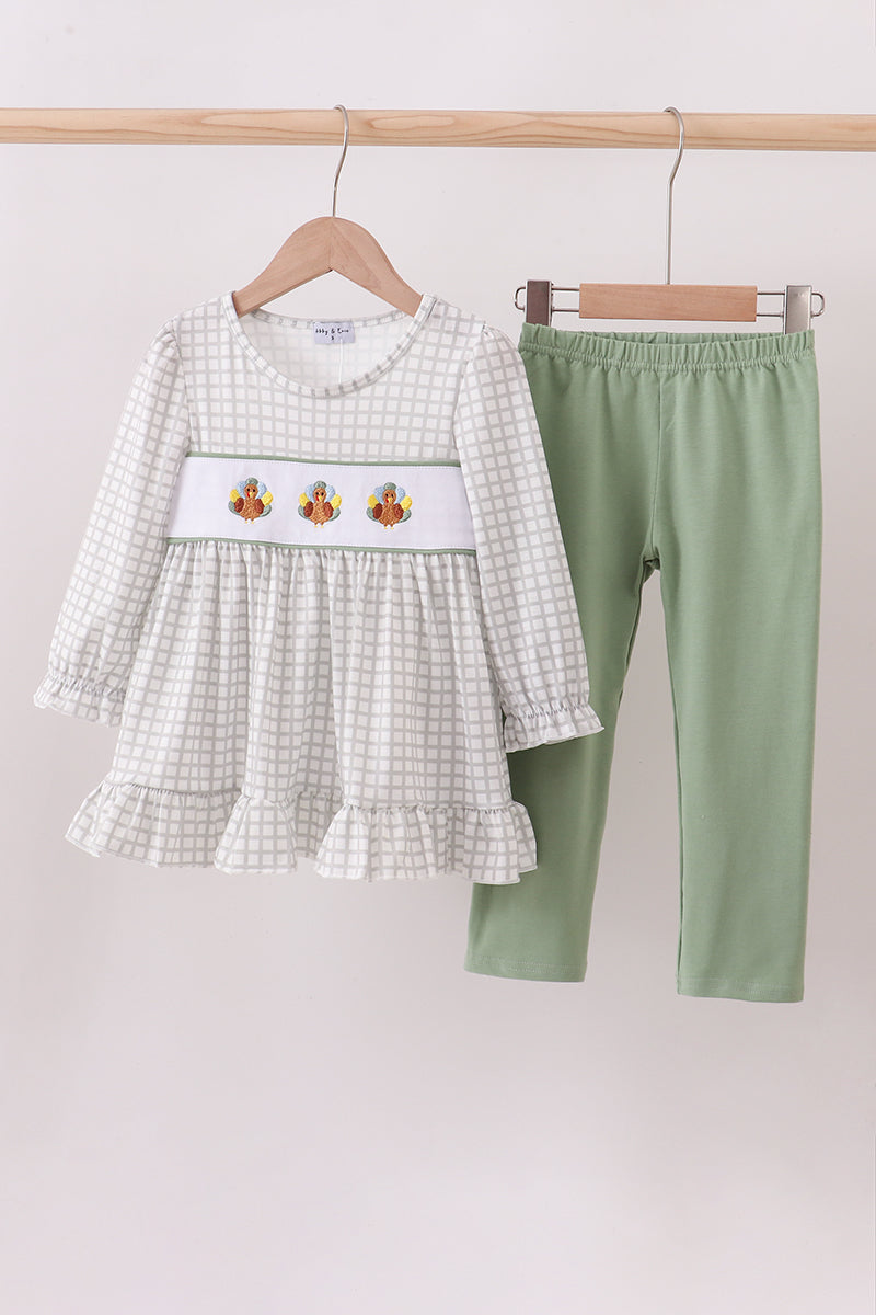 Green turkey embroidery gingham ruffle pants set