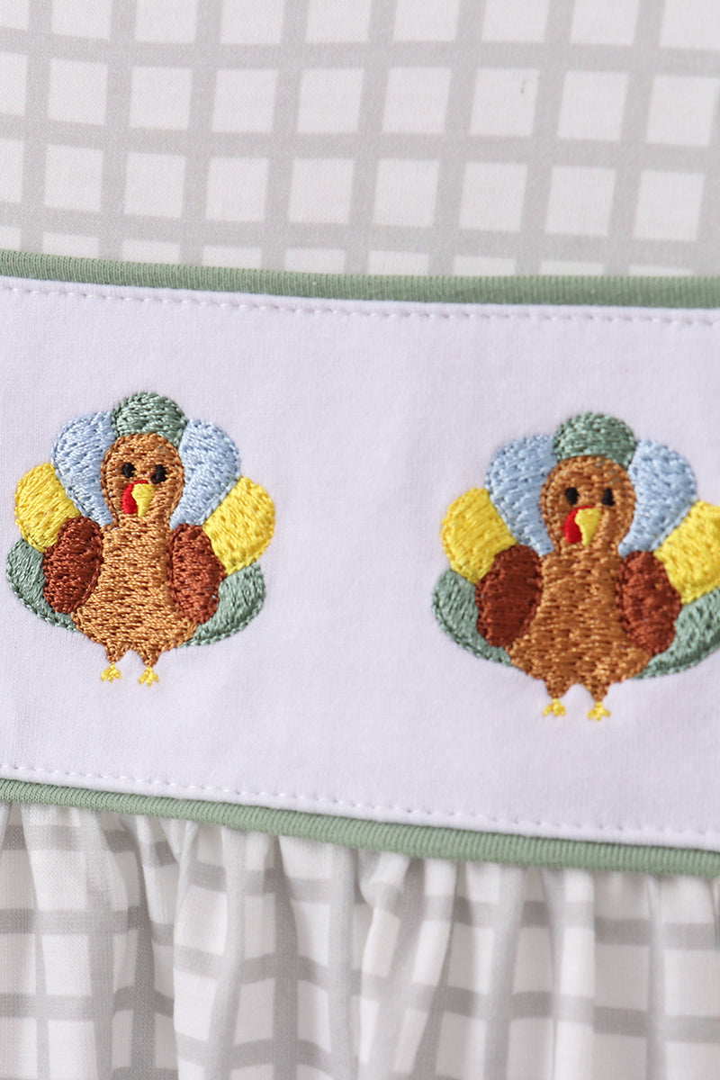 Green turkey embroidery gingham ruffle pants set