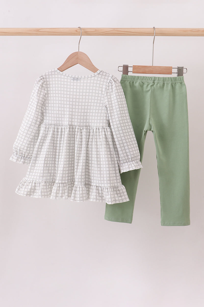 Green turkey embroidery gingham ruffle pants set