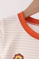 Cream turkey pumpkin embroidery top