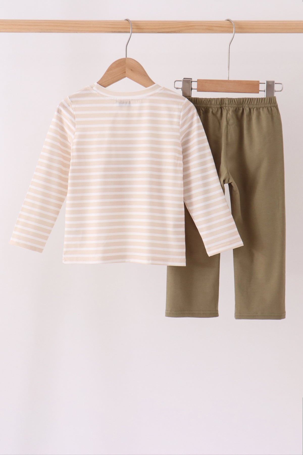 Olive turkey applique stripe pants set