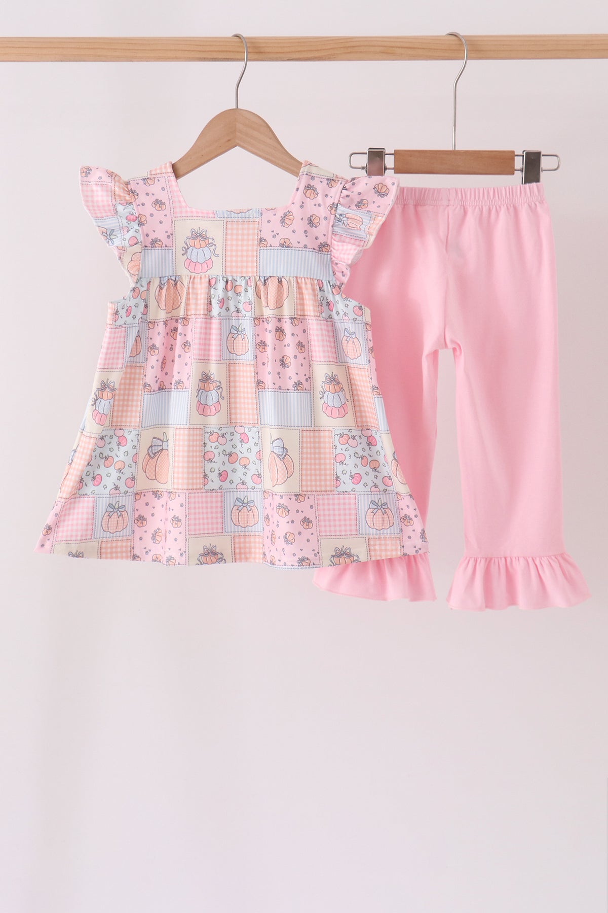 Pink pumpkin ruffle pants set