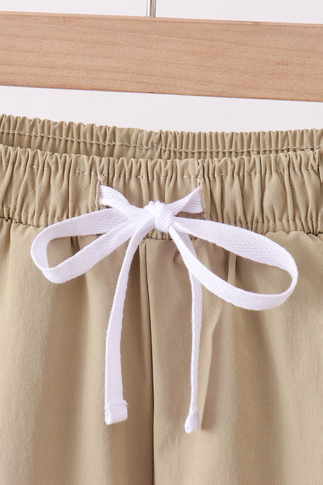 Khaki pocket performance shorts