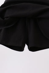 Black scallop hem bow skort