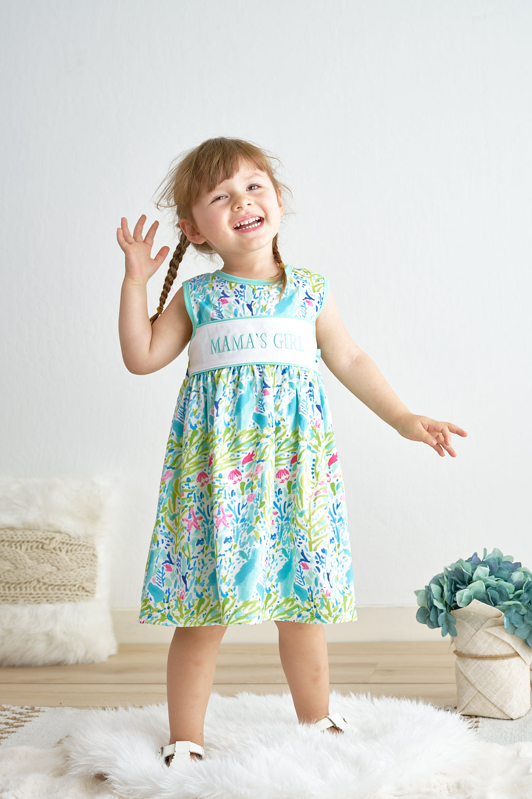 Green lily print mama's girl embroidery dress