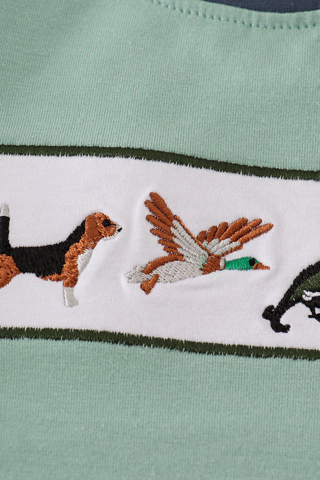 Green hunting embroidery plaid shorts set