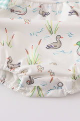 Sage duck girl bubble