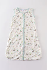 Sage duck baby gown