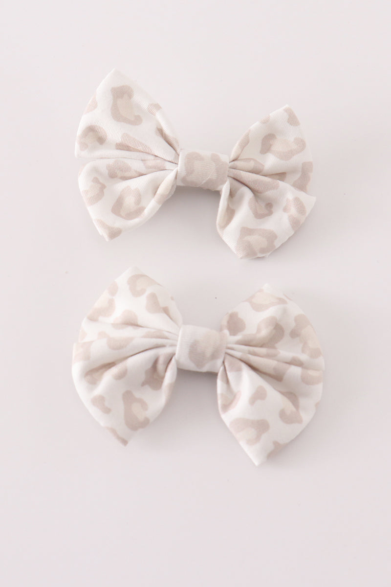 Beige leopard 2pc hair bow