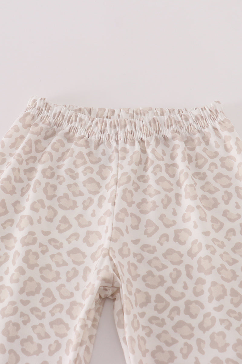 Beige leopard girl pajamas set