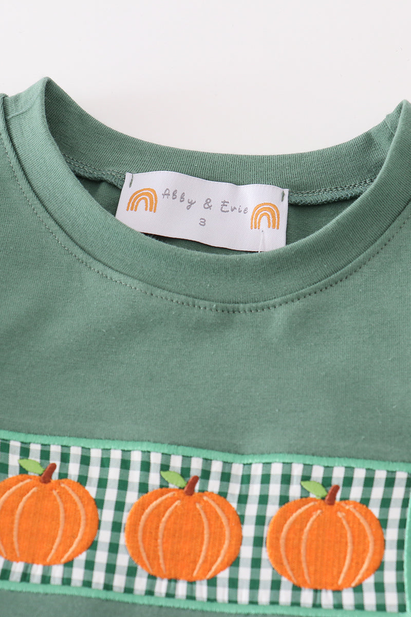 Green gingham pumpkin embroidery boy set