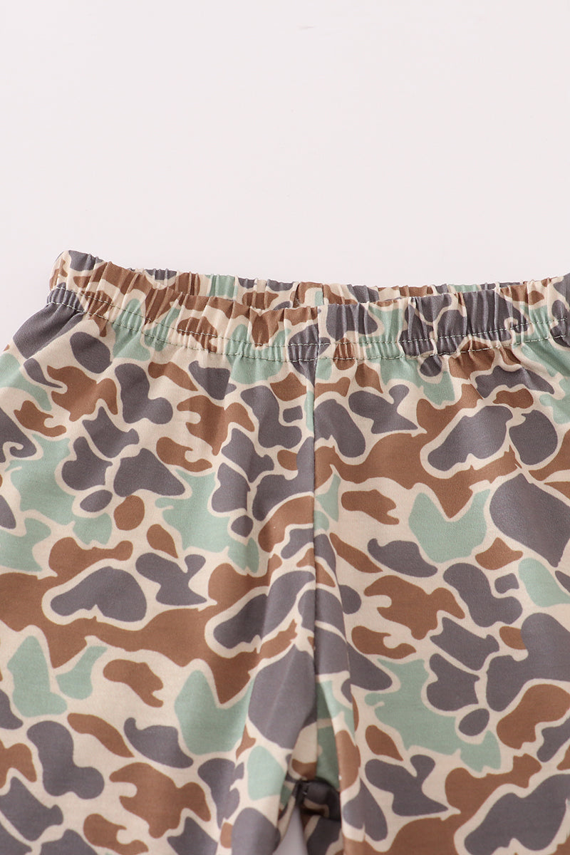 Green camouflage cow tractor applique pants set