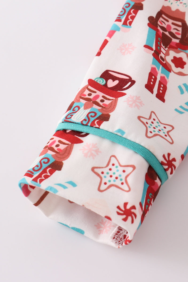Christmas nutcracker print pajamas set
