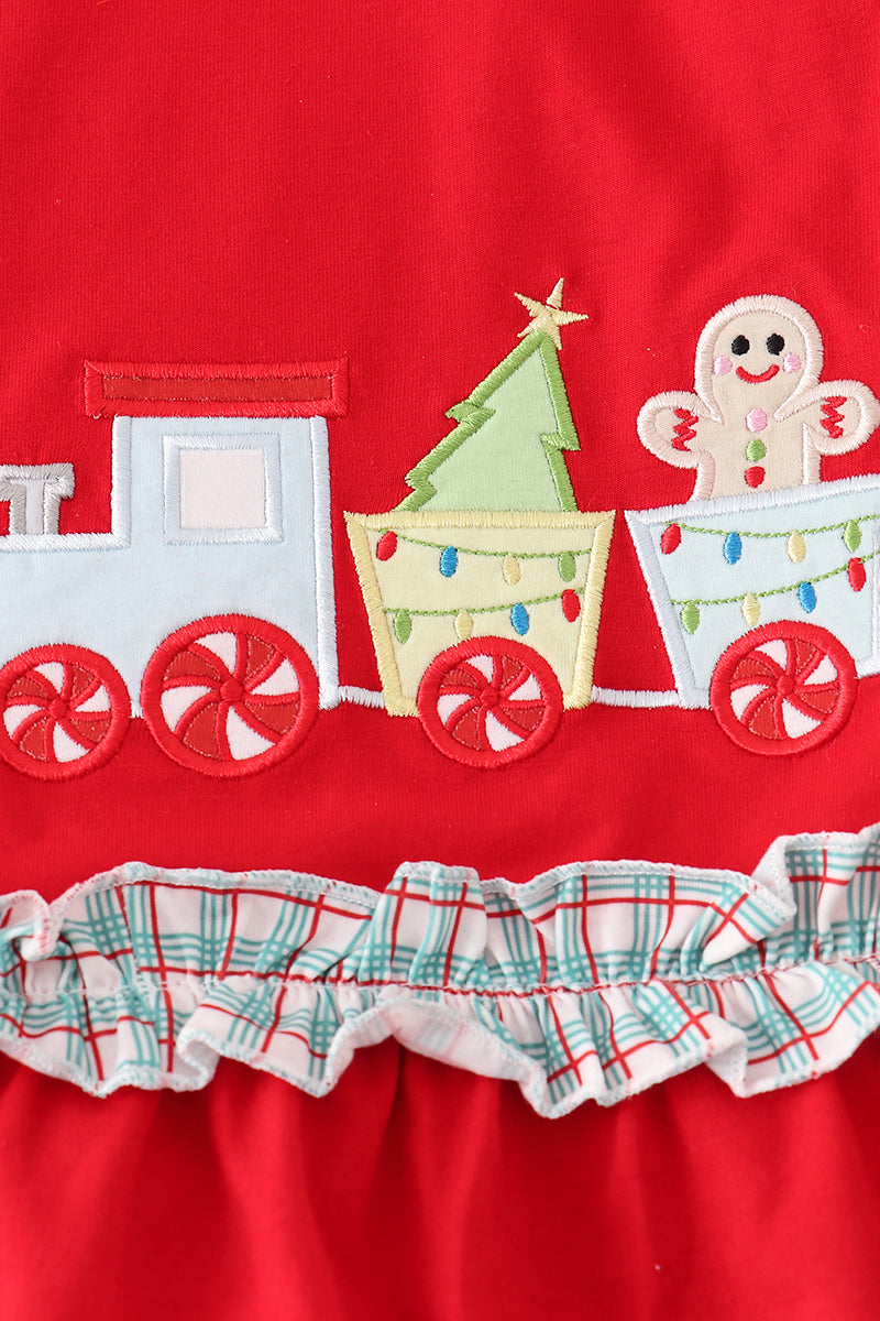 Red gingerbread applique ruffle pants set