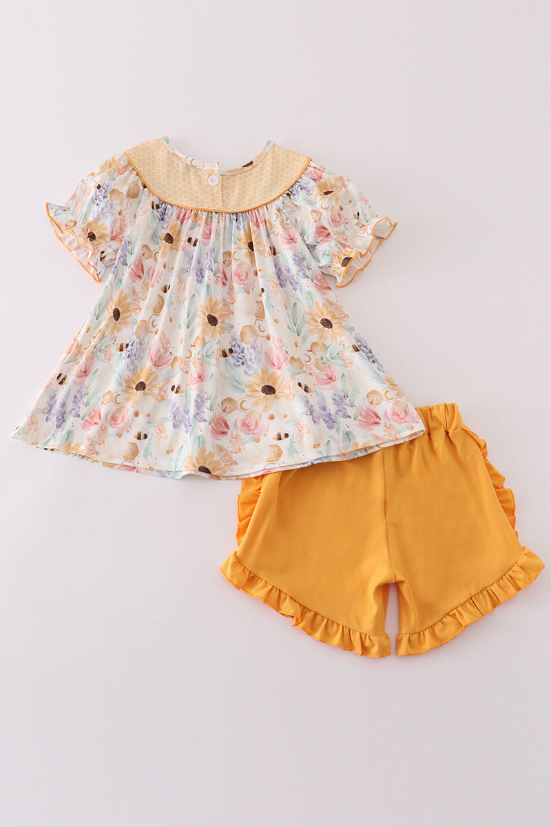 Yellow bee embroidery girl set