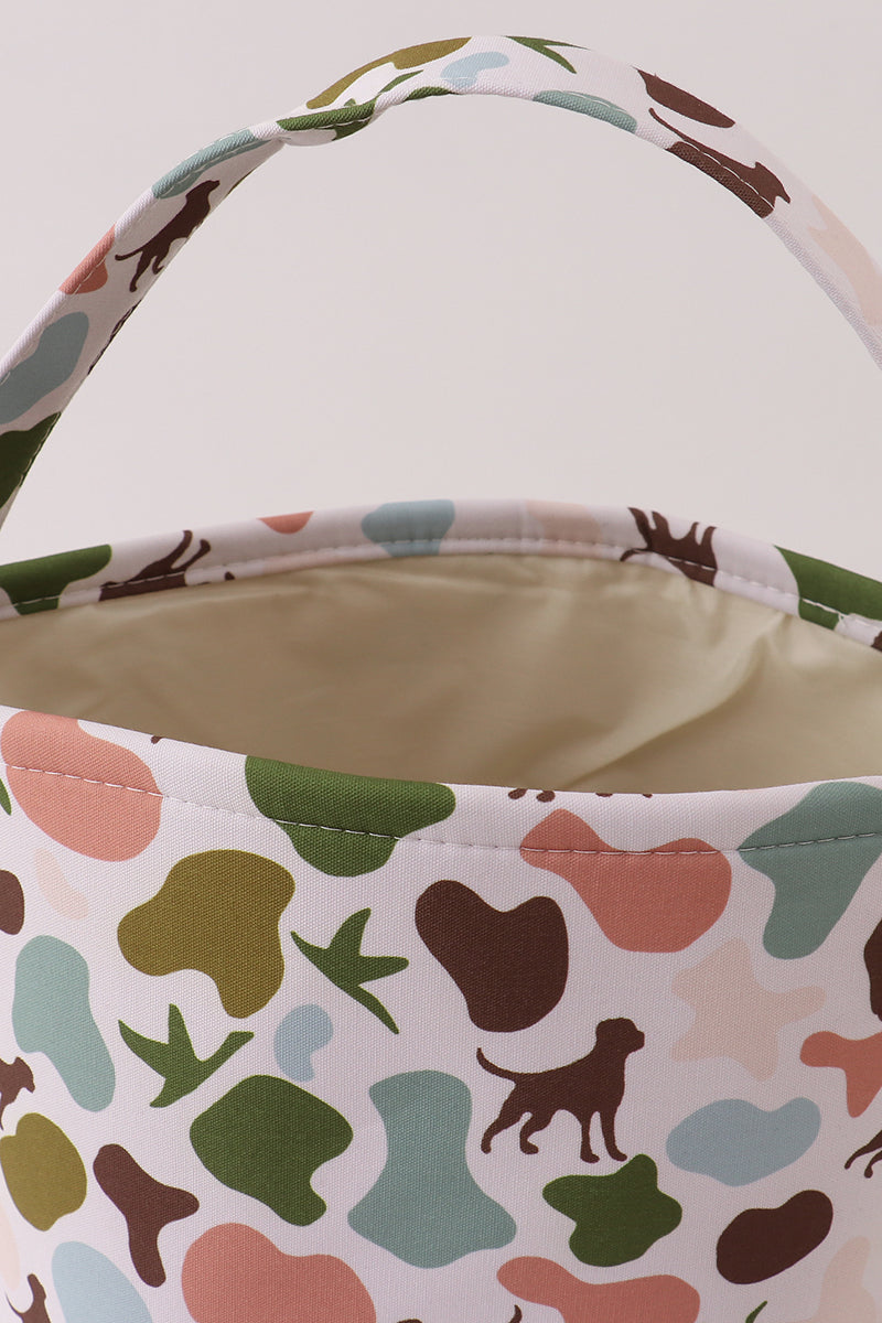 Camouflage puppy print basket