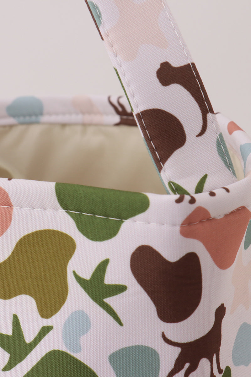 Camouflage puppy print basket