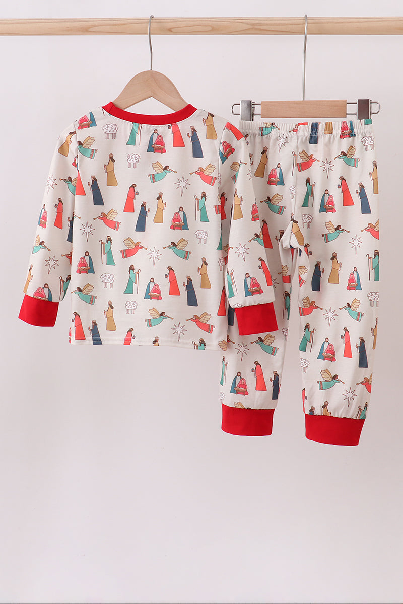 Nativity print pajamas set