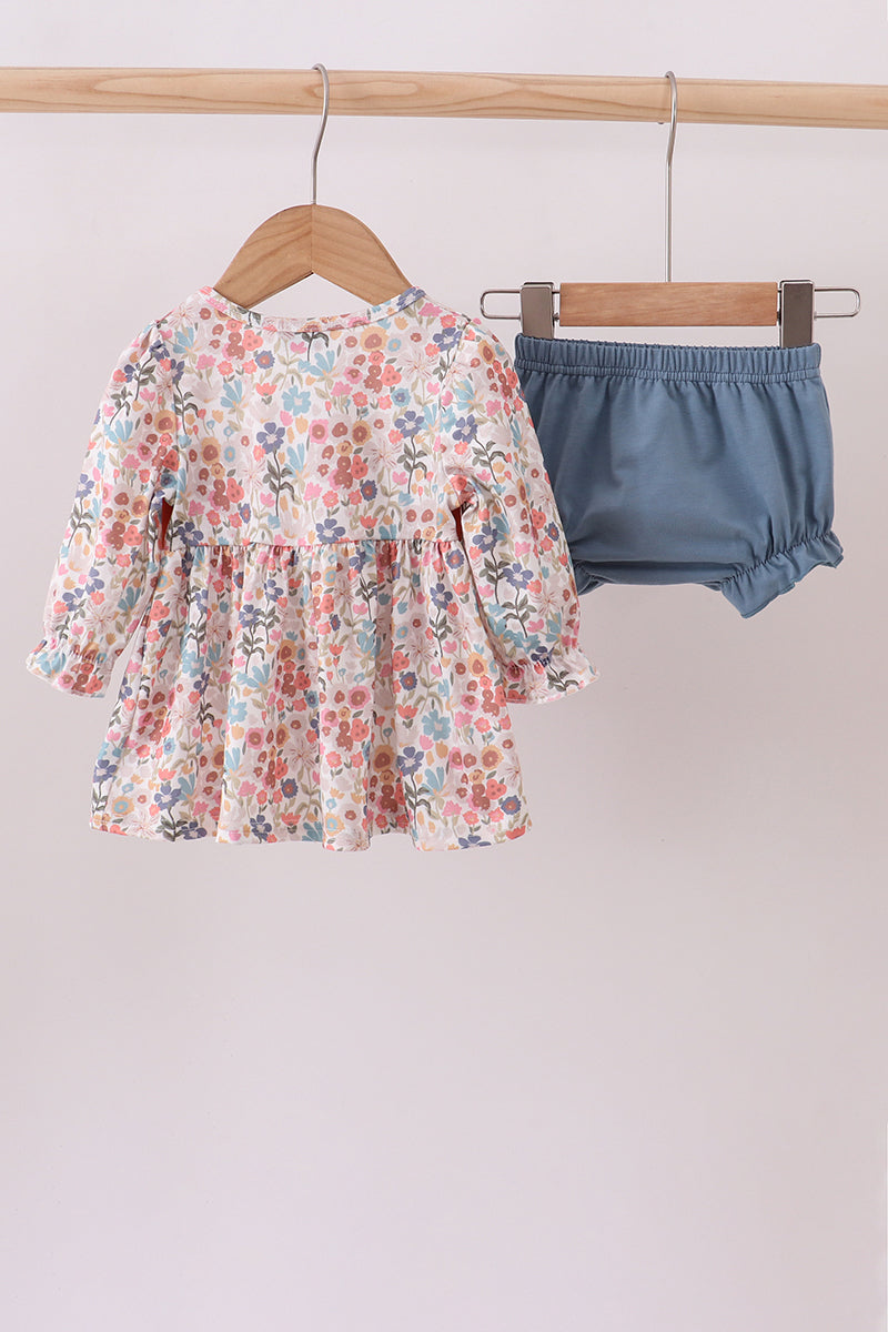 Jesus loves me embroidery floral print girl bloomers set