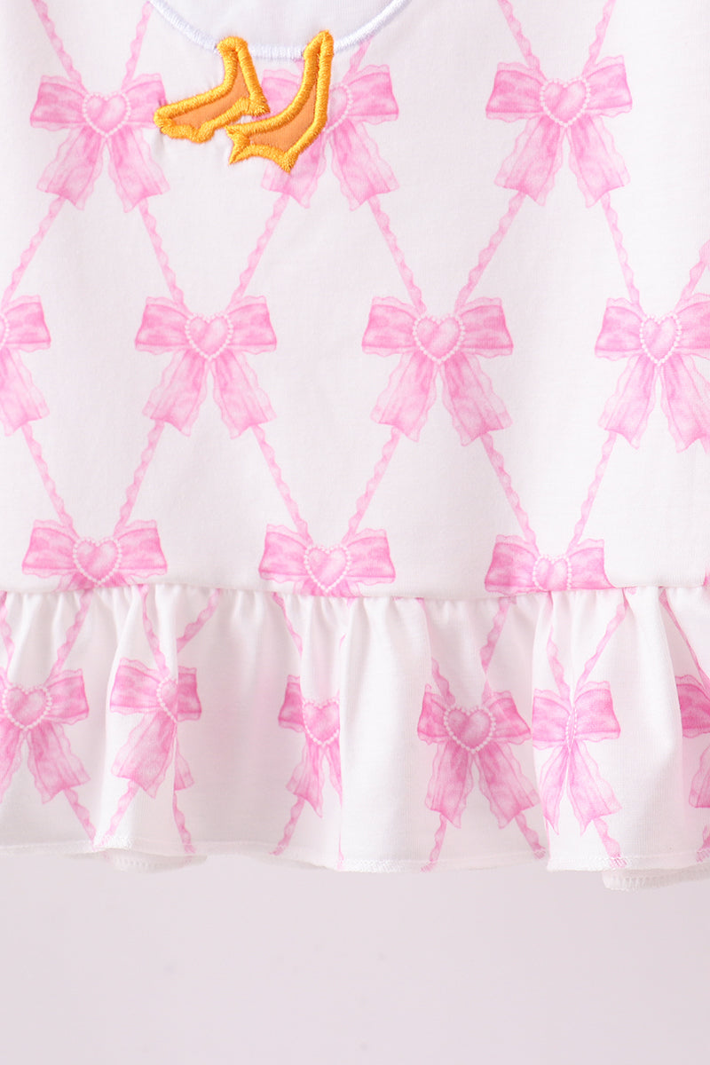 Pink bow goose applique ruffle shorts set
