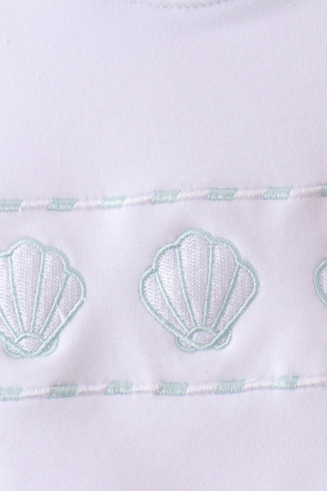 Blue seashell embroidery bubble