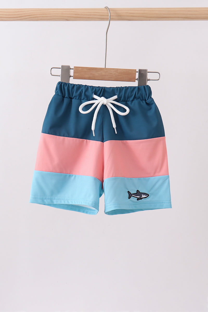 Colorblock fish embroidery swim trunks – Honeydew USA