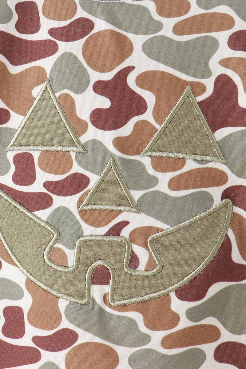 Camouflage Jack-O-Lantern Applique Shorts Set