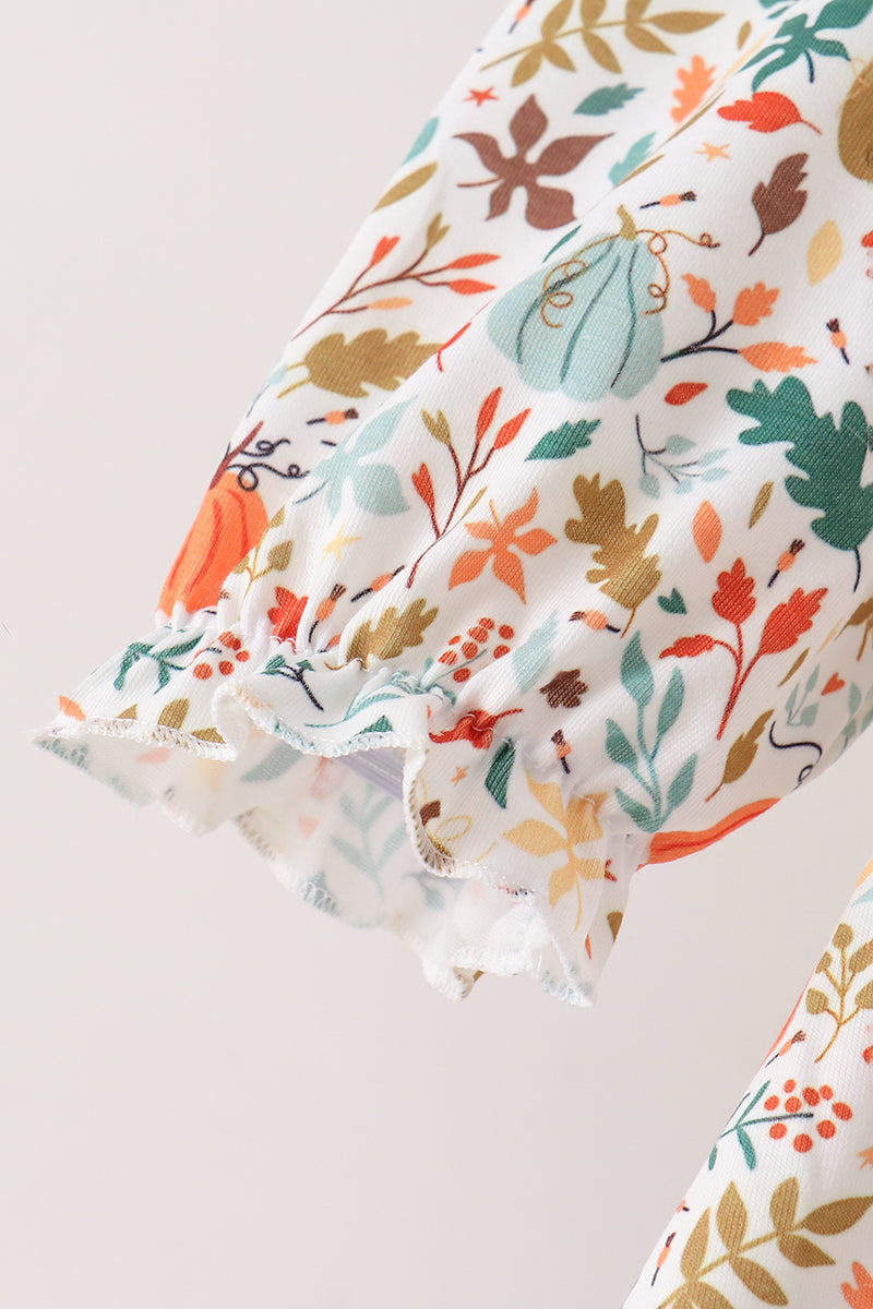 Sage pumpkin embroidery leaves ruffle pants set