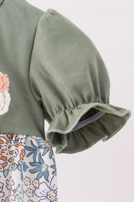 Green pumpkin french knot bubble