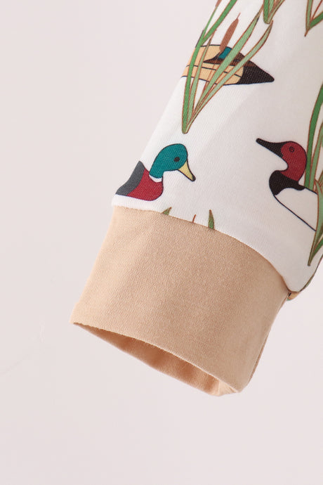 Duck embroidery bubble